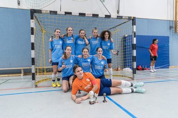 Bild 68 - C-Juniorinnen 2 Loewinnen Cup